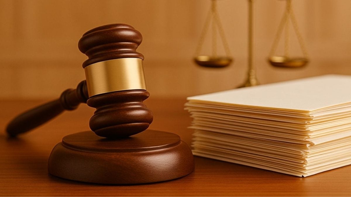 judge, gavel, what is a ccj, county court judgment, ccj for companies, ccj explained for business, ccj limited company